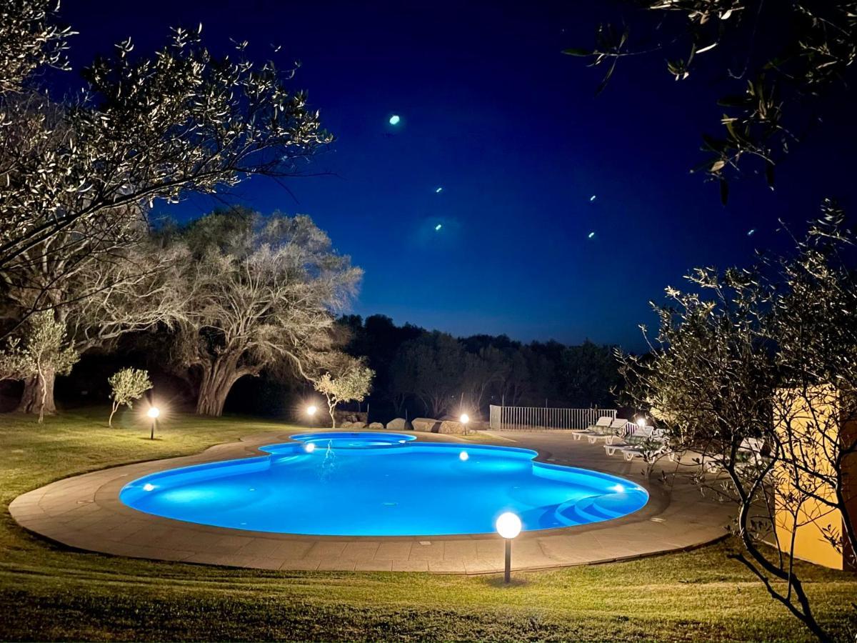 Punta D'Acu Country Resort Arzachena Exteriör bild